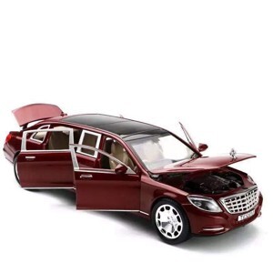 Xe mô hình MAYBACH S600 1:24 XLG