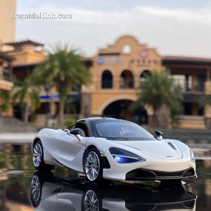 Xe mô hình McLaren 720S 1:32 JackieKim