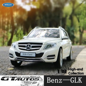 Xe mô hình Mercedes GLK 1:18 GTAutos