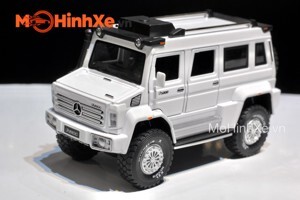 Xe mô hình Mercedes Unimog U5000 1:28