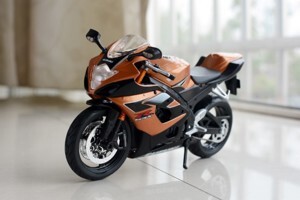 Mô hình xe mô tô Suzuki Maisto GSX-R1000 tỉ lệ 1:12