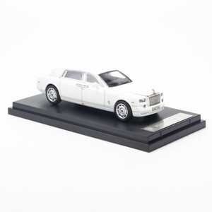 Xe Mô Hình Rolls Royce Phantom VII 1:64