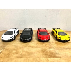 Xe mô hình siêu xe Lamborghini Aventador SVJ 1:32