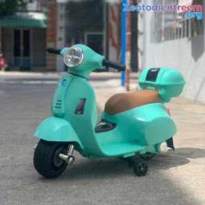 Xe mô tô cho bé Vespa Q518