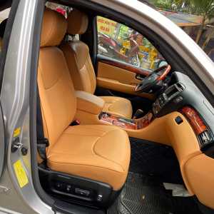 Xe oto điện trẻ em Lexus LX-570
