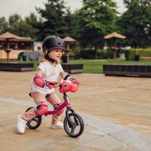 Xe thăng bằng Globber Go Bike