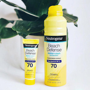 Xịt chống nắng Neutrogena Beach Defense Spray Sunscreen Broad Spectrum SPF 70 184g