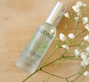 Xịt dưỡng Caudalie eau de beaute