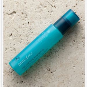 Xịt khoáng Innisfree Jeju Sparkling Mineral Mist 80ml