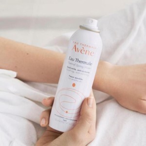 Xịt khoáng làm mềm da và chống kích ứng Avène Therma Spring Water 150ml