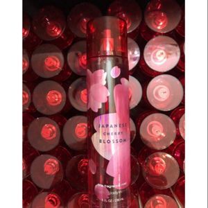 Xịt toàn thân Bath And Body Works Japanese Cherry Blossom