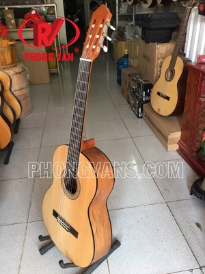 Đàn Guitar Yamaha Classic C40 - Màu M/ BL